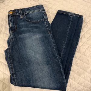 Joes Jeans mid rise skinny crop jeans